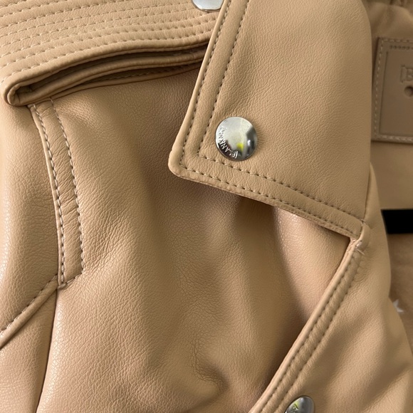 BlankNYC Jacket. Very nice lining. Kind of a rust color. - Picture 4 of 10